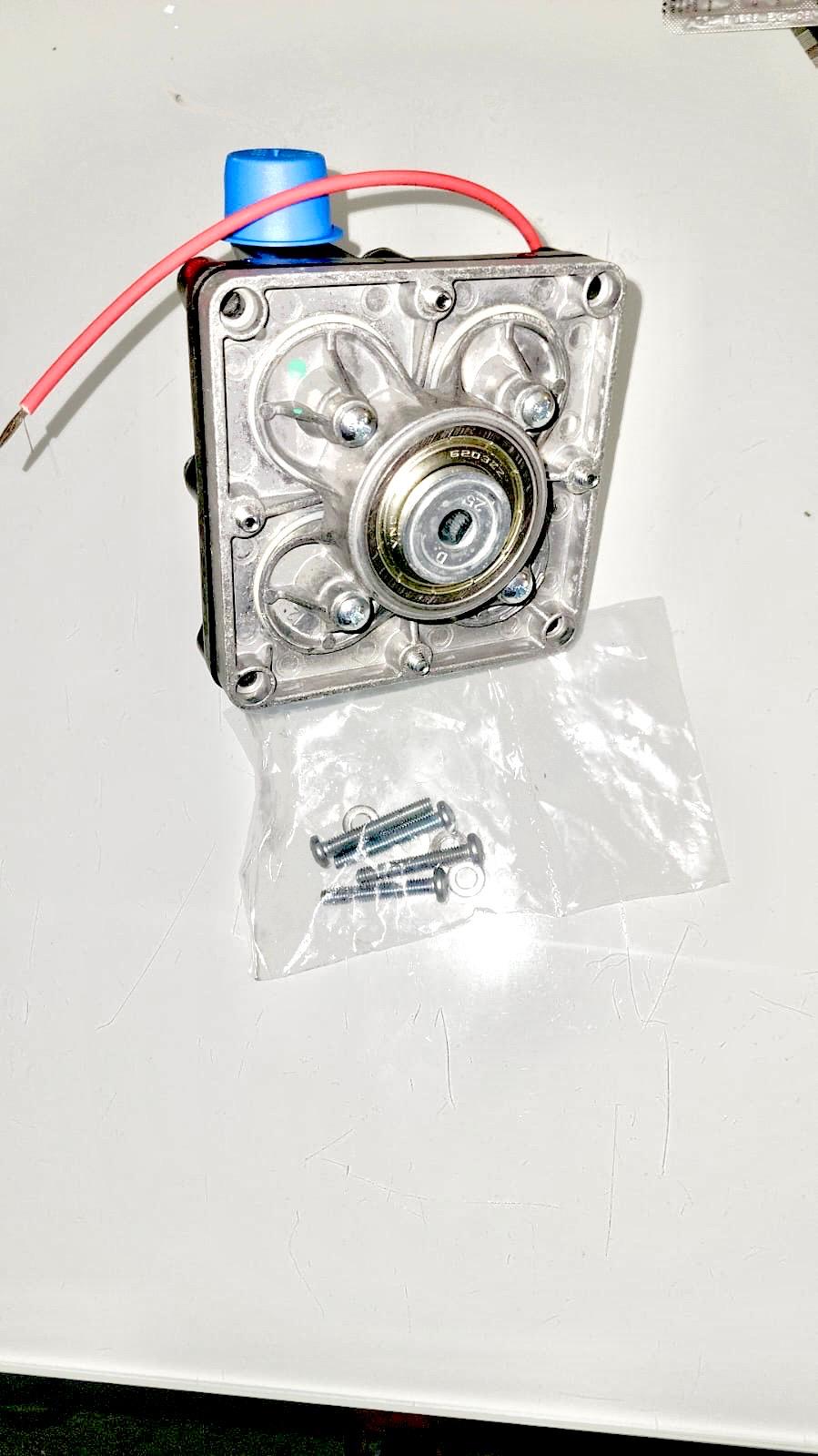 Tête de pompe pour modele Shurflo 4009