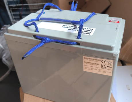 Batterie 12V 100Ah AGM Super Cycle Batt. (M6)